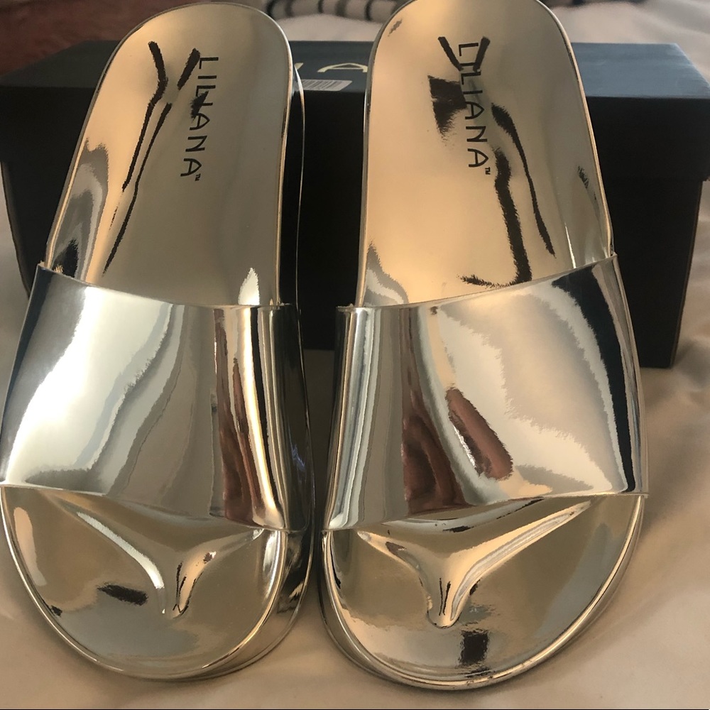 Liliana Metallic Silver Open Toe Slide Sandal